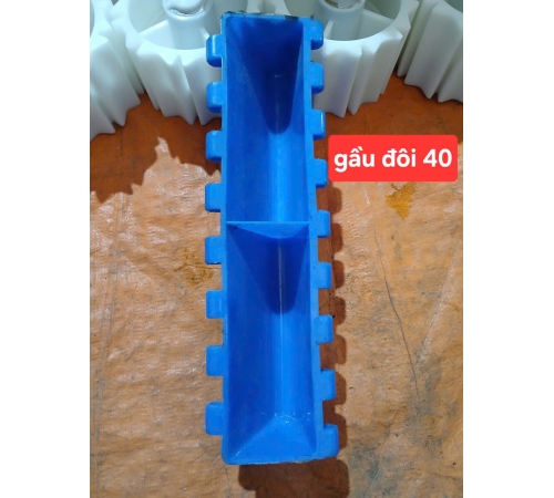 Gầu đôi 40